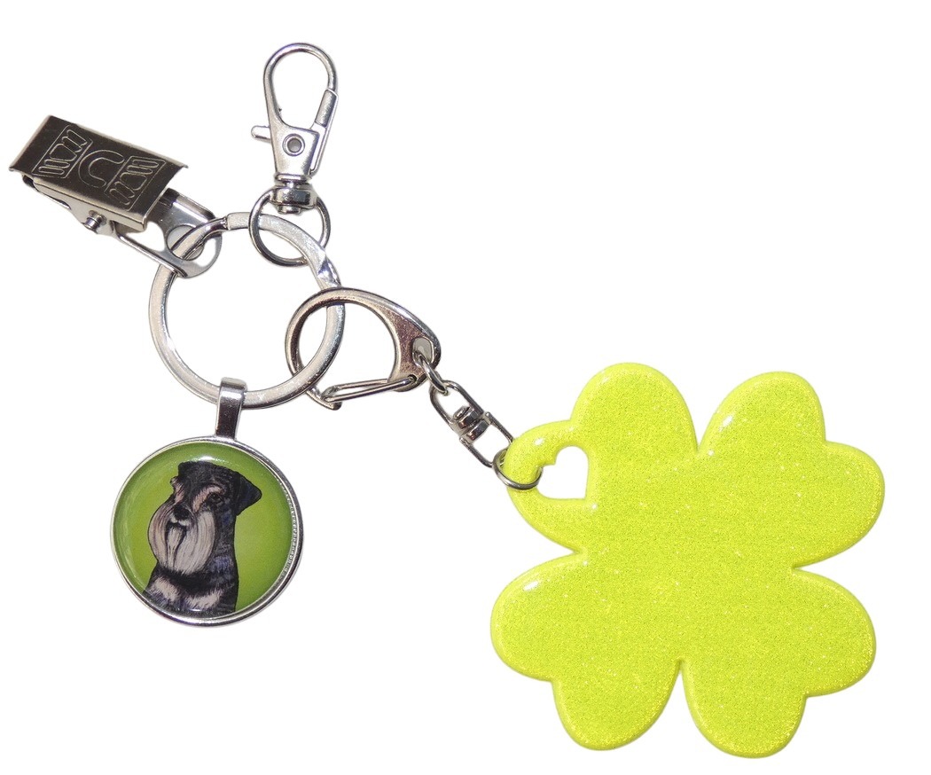 Knírač malý - bižuterní a reflexní přívěsek