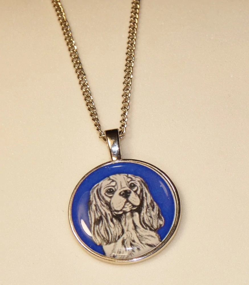 Kavalír - bižuterní přívěsek