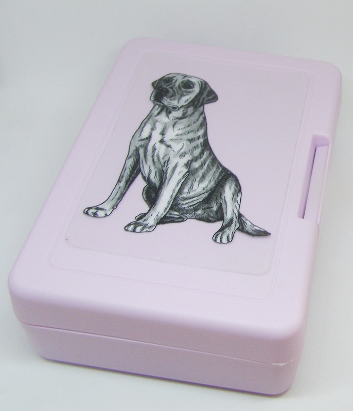 Labrador čb - plastový box 