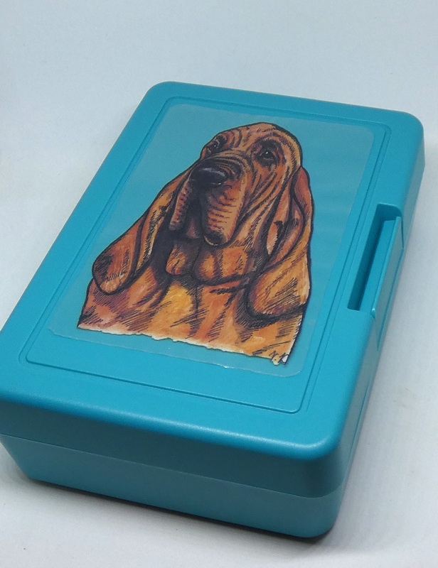 Bloodhound - plastový box