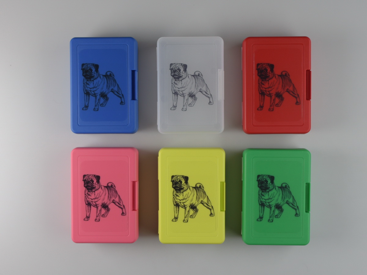 Mops - svačinový box s pamlsky pro psy