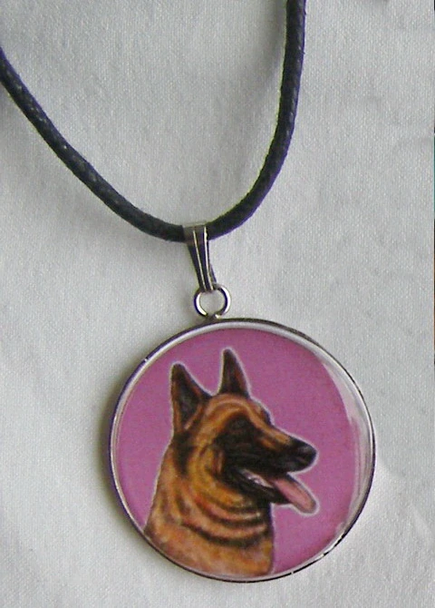 Malinois - bižuterní přívěsek 