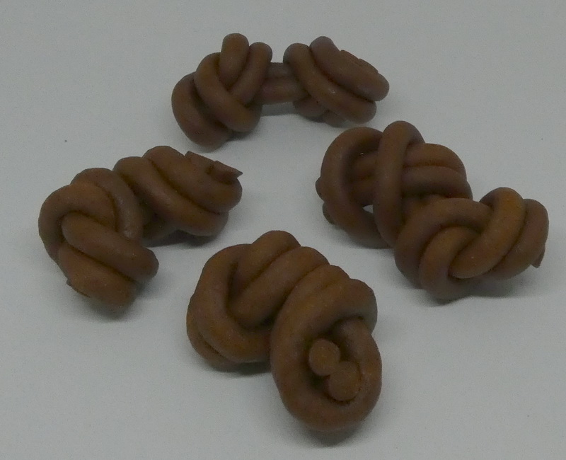 Německá doga harlekýn - plechová dóza s pamlsky pro psy