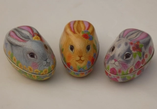 Květinový králíček - plechová dóza